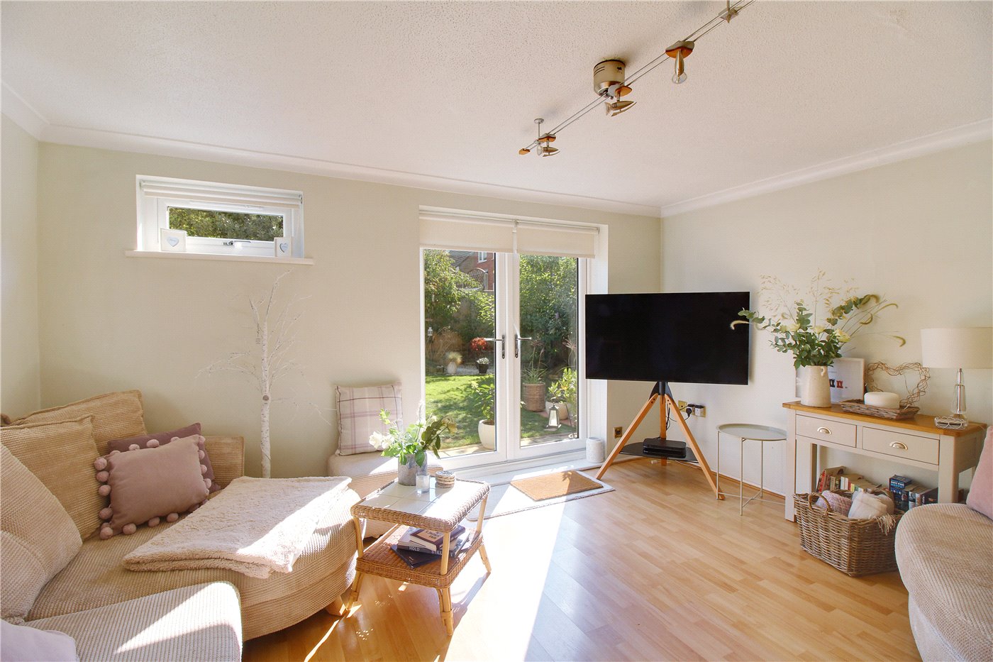 Lounge 2